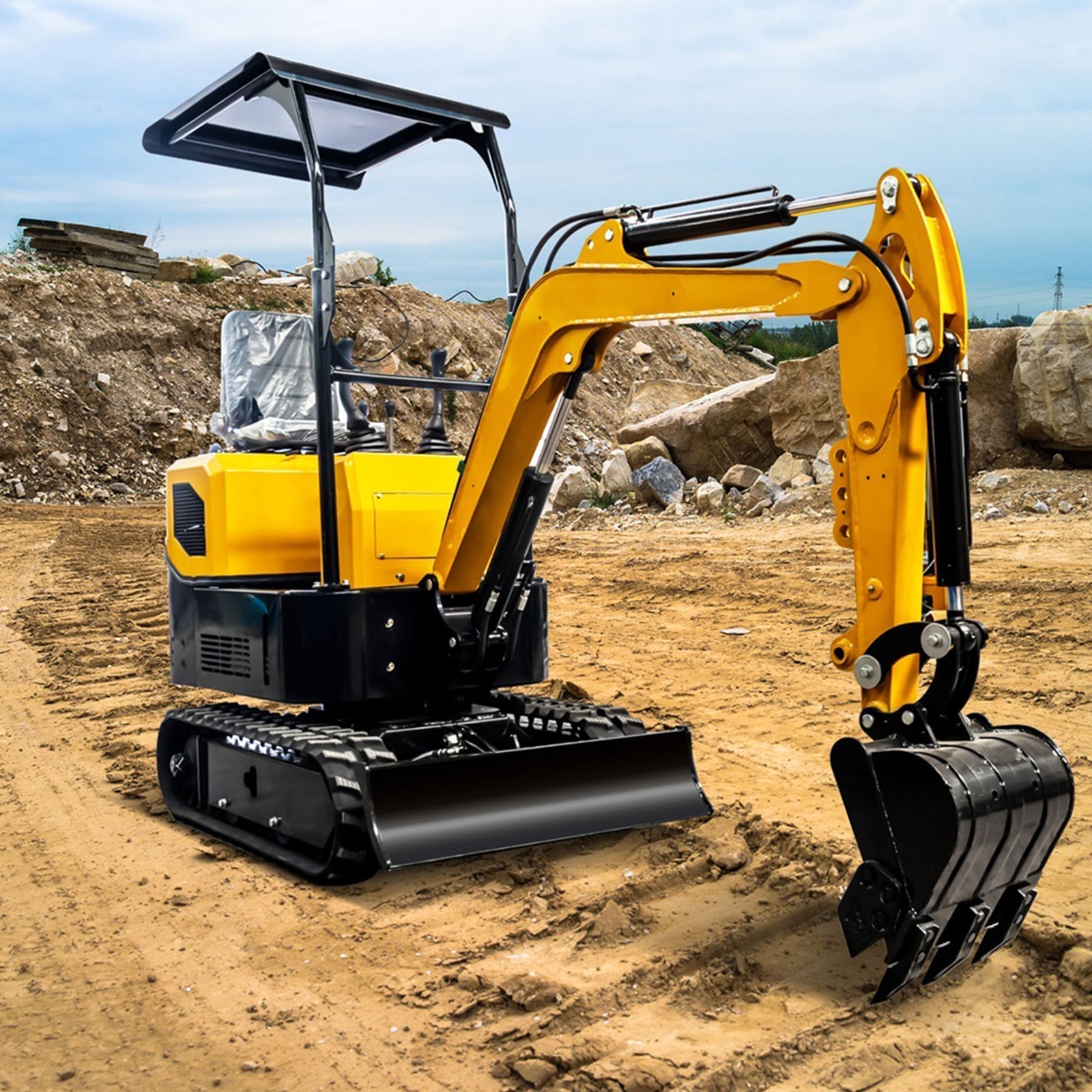 MMS MS10C 1-Ton Mini Excavator – 13.5 HP Gas with Thumb Clip