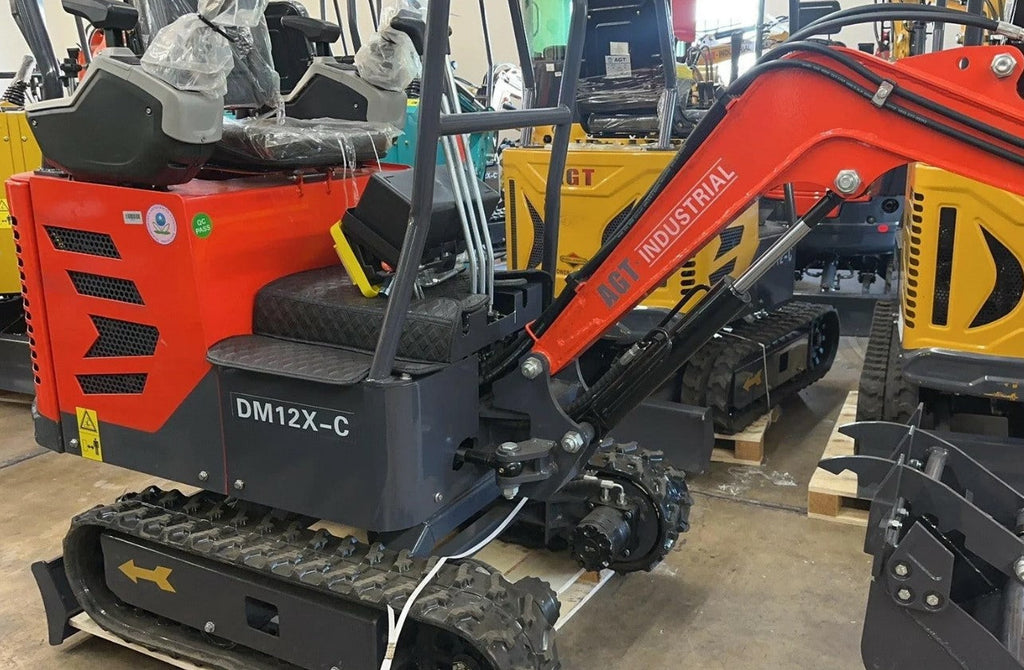 AGT DM12X-C 1-Ton Mini Excavator – Pilot Control & Hydraulic Thumb